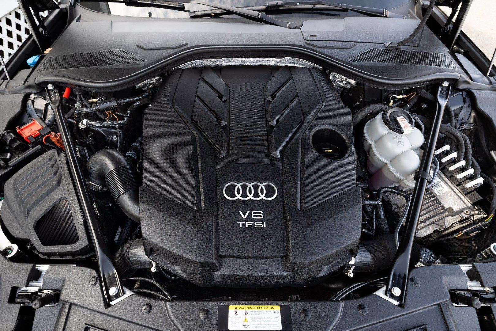 2022 Audi A8 4DR SDN L 55 TFSI