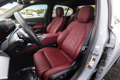 2025 BMW i5 xDrive40