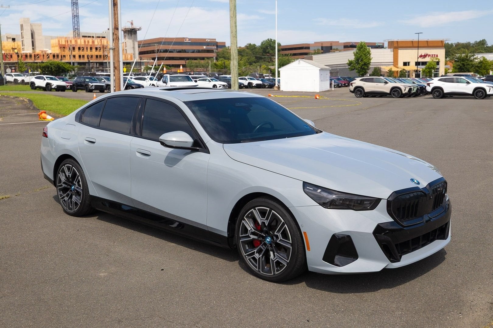 2025 BMW i5 xDrive40