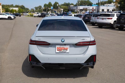 2025 BMW i5 xDrive40