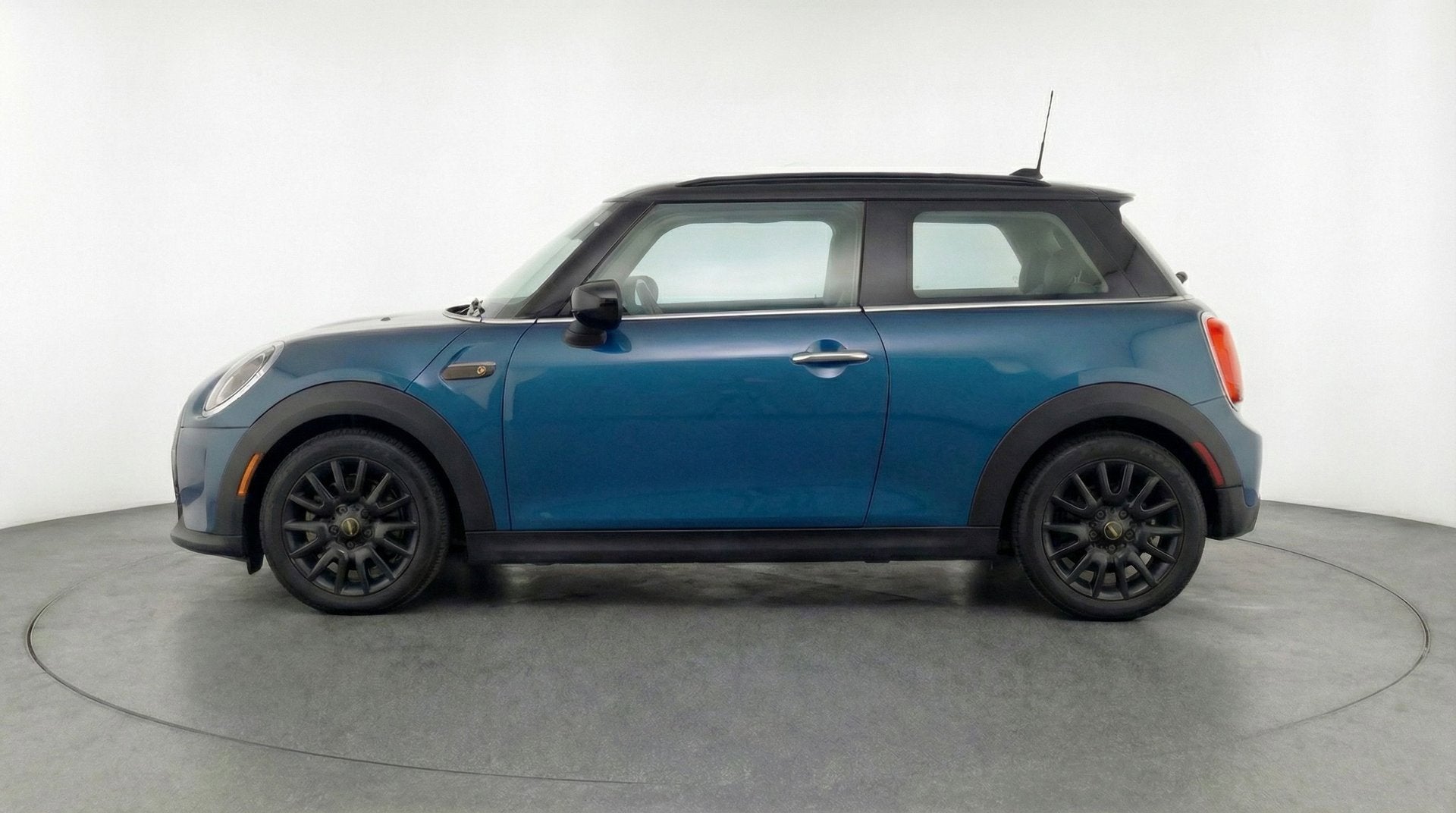 2023 MINI Hardtop 2 Door Cooper SE