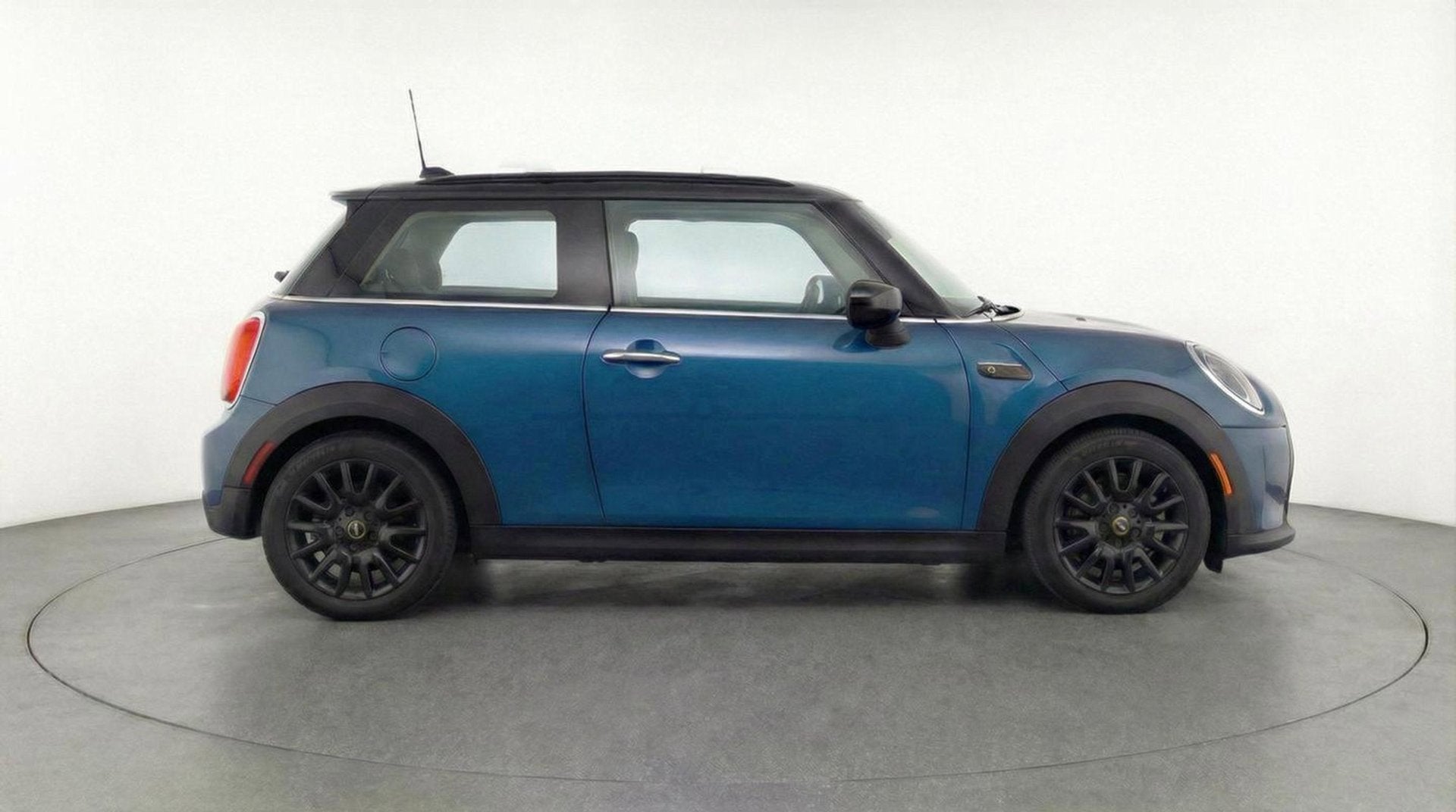 2023 MINI Hardtop 2 Door Cooper SE