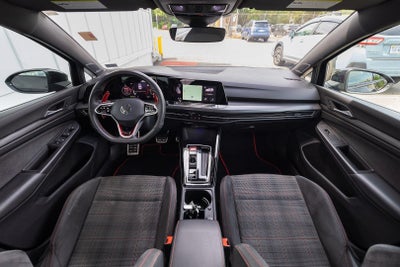 2024 Volkswagen Golf GTI SE