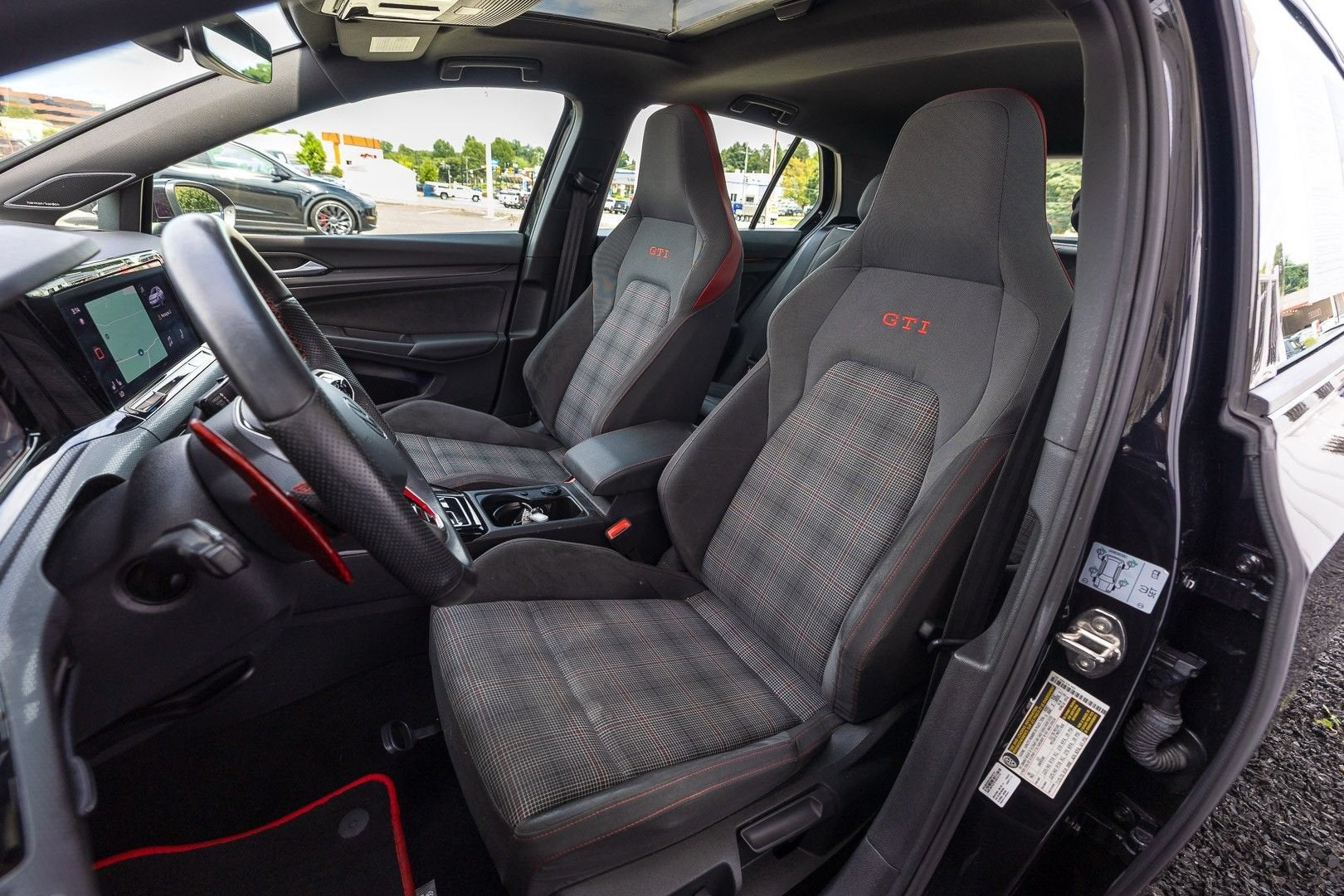 2024 Volkswagen Golf GTI SE