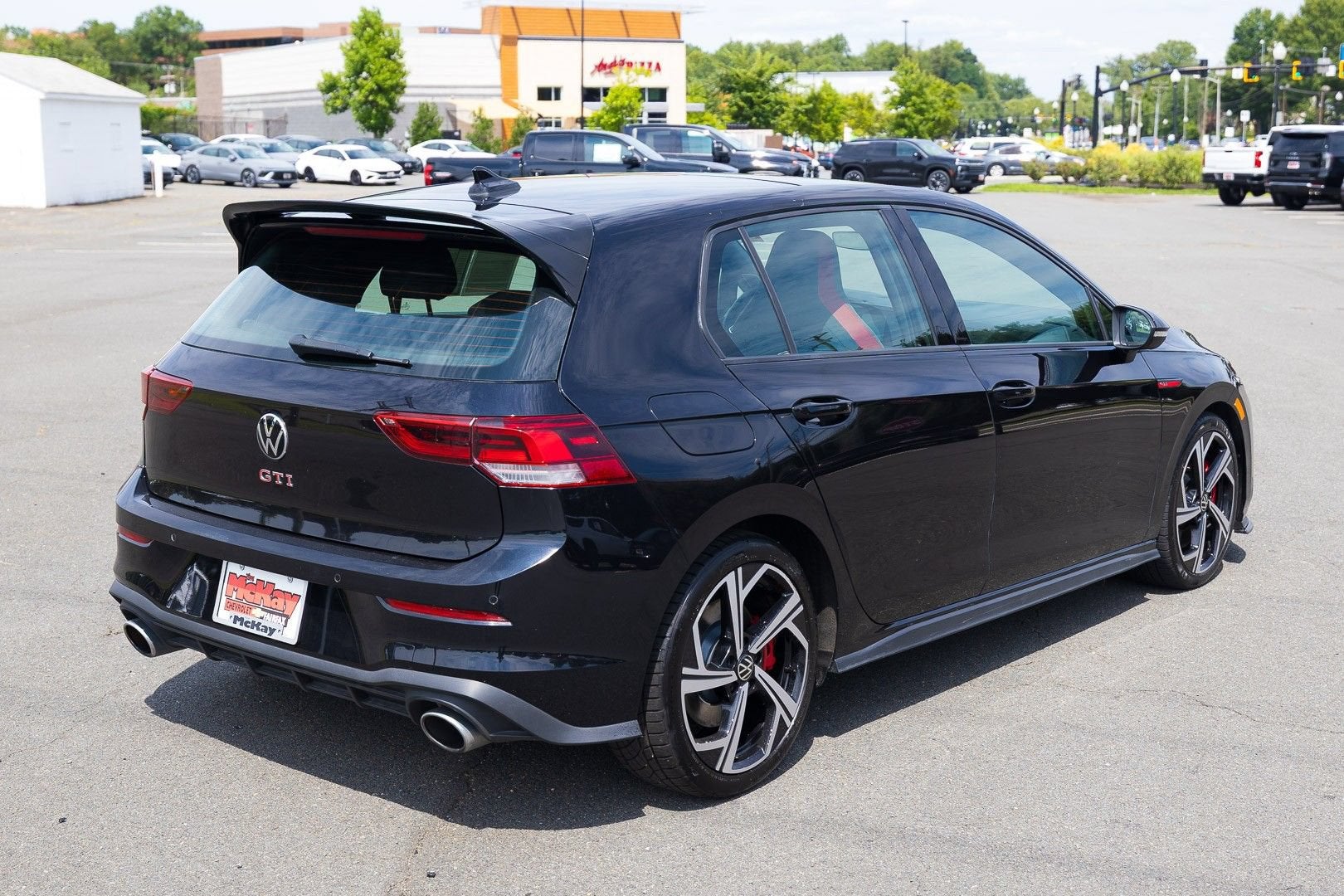 2024 Volkswagen Golf GTI SE