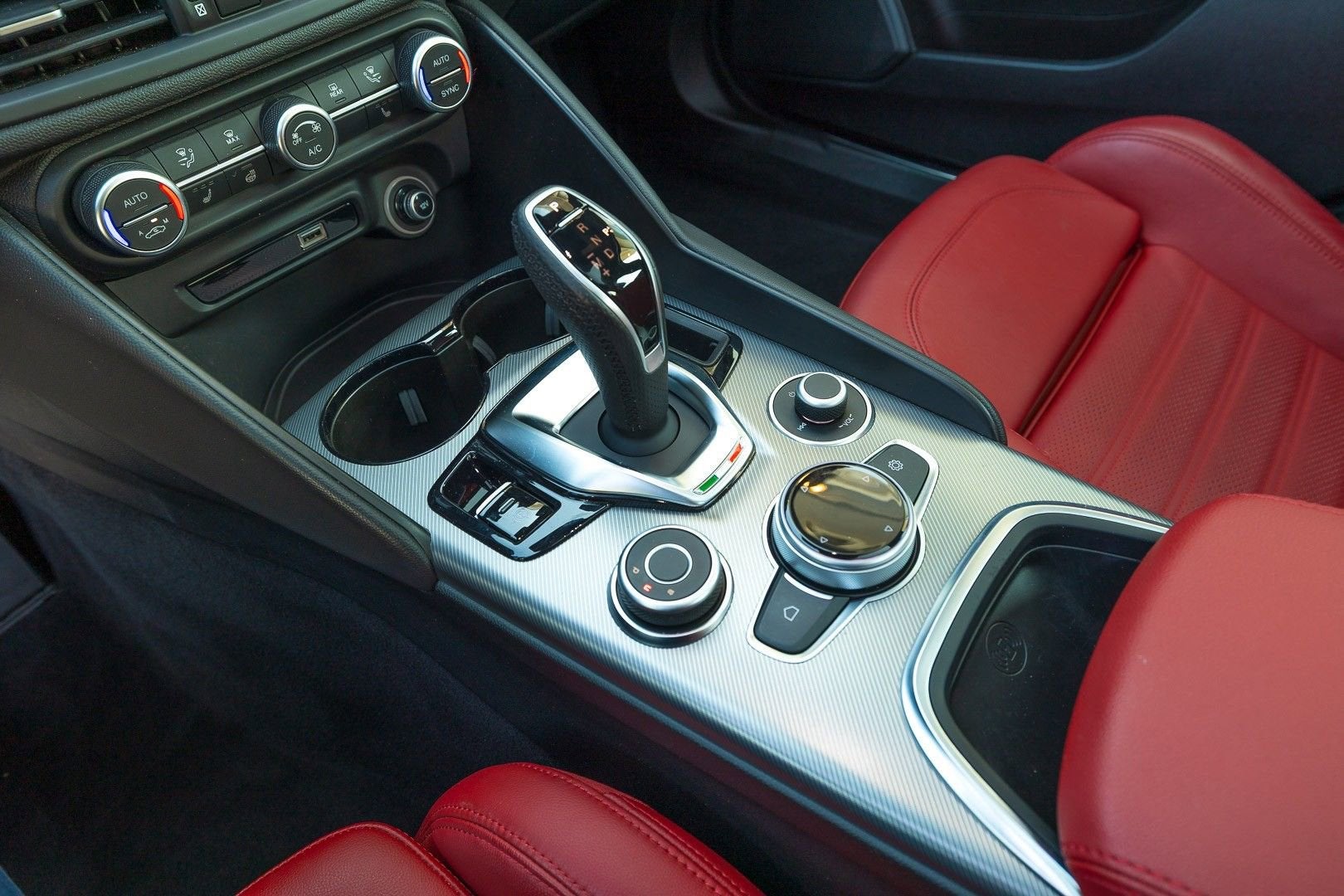 2024 Alfa Romeo Giulia Veloce