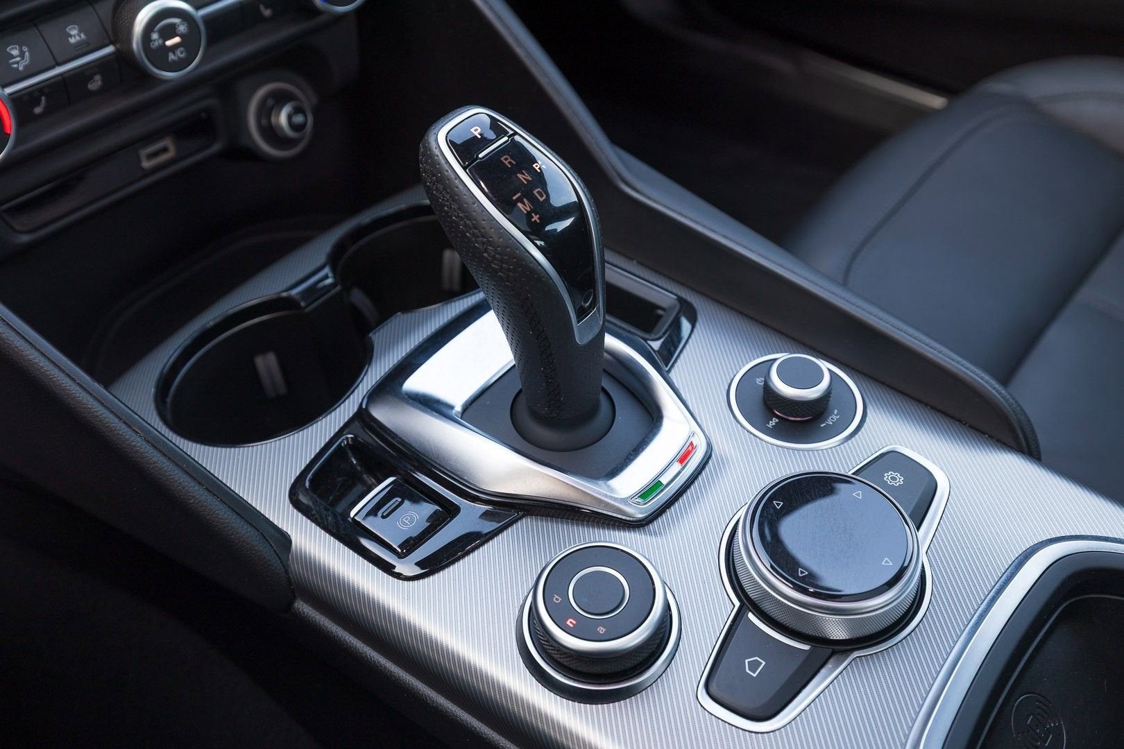 2024 Alfa Romeo Giulia Ti