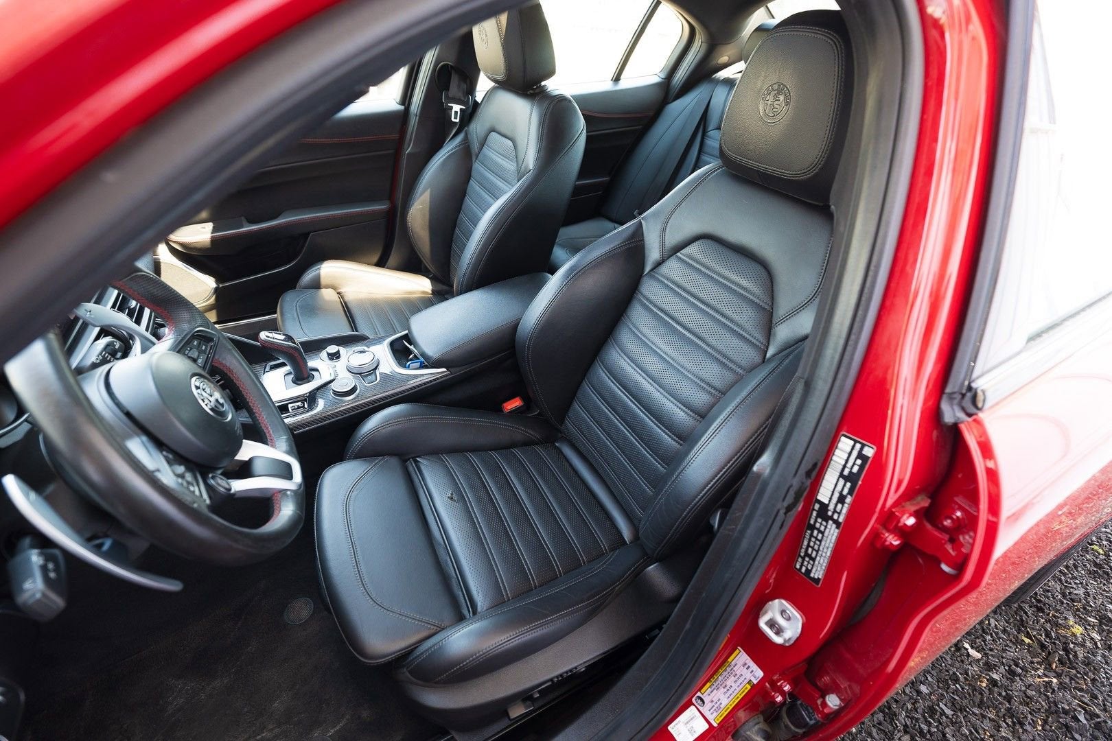 2023 Alfa Romeo Giulia Estrema