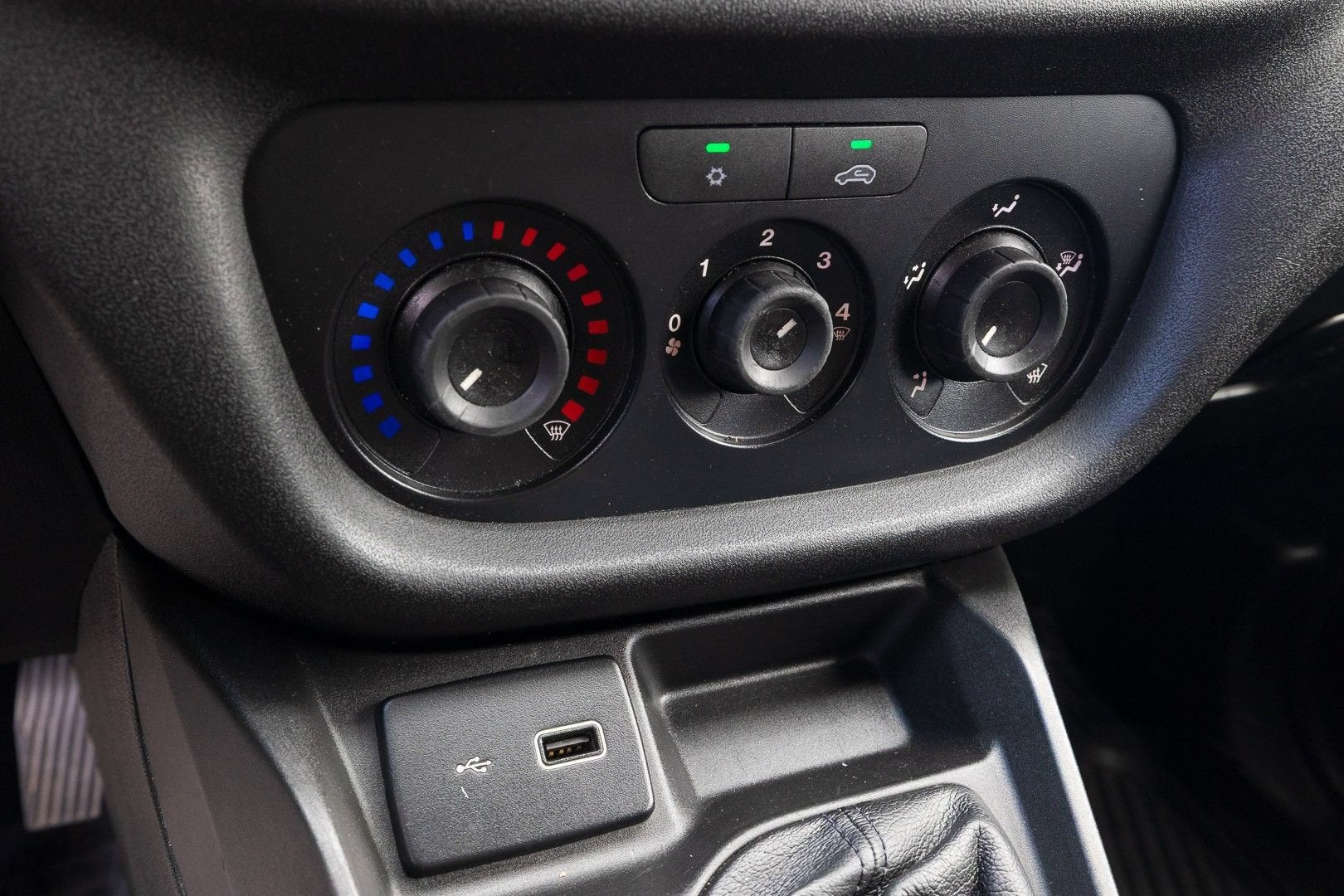 2021 RAM ProMaster City Cargo Van Tradesman
